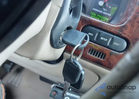 2004 Ford Expedition Eddie Bauer z USA, uszkodzony, nr VIN 1FMFU18L94LB84681